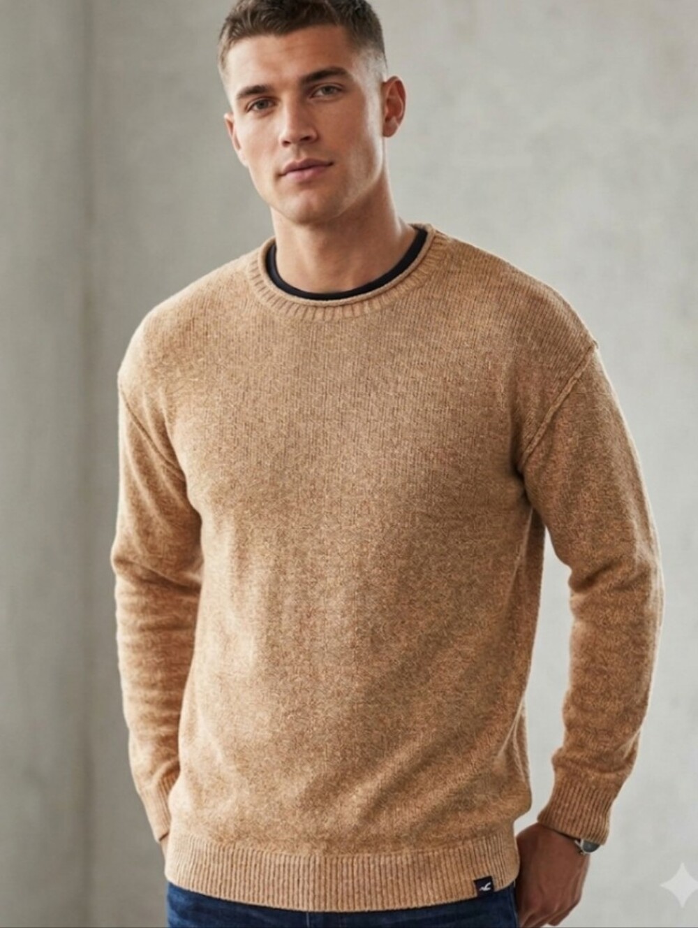Hollister Crewneck Sweater Men's XL